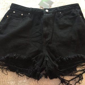 NWT Missguided Extreme Riot Frayed Denim Shorts - Size 10